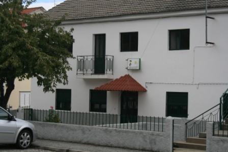 Autarcas escrevem ao Governo a pedir mais homens no posto da GNR de Argoselo