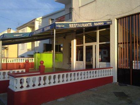 Incêndio no exaustor destrói cozinha de restaurante