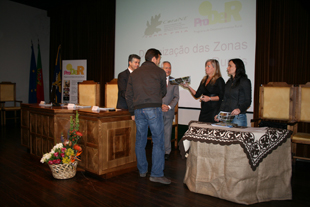 Terra Fria ganha 100 postos de trabalho