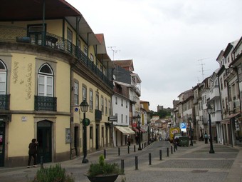 Comércio tradicional vai definhando, queixam-se os comerciantes
