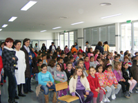 “Uma Flor para uma Mulher”