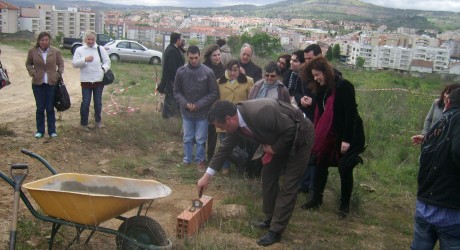 CERCIMAC lança primeira pedra do lar residencial