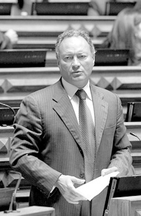 “Gostava que a auto-estrada andasse mais rápido”