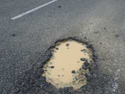 Canos rebentam e falta a água em bairro de Mirandela