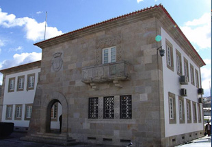 Funcionários da Câmara de Freixo são dos mais faltosos