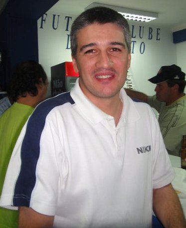 Carlos Alendouro assume presidência do Alfandeguense