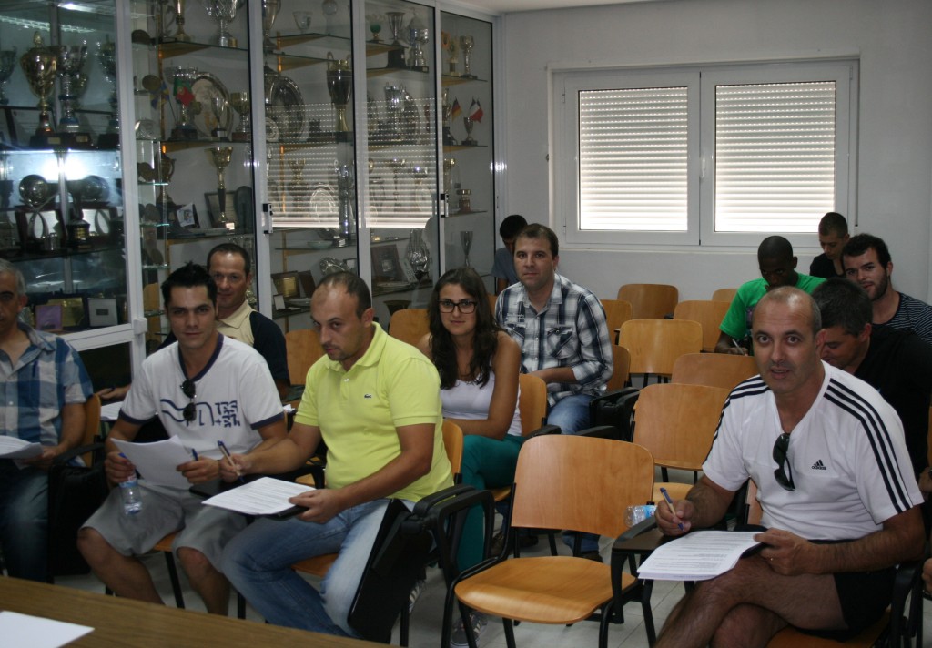 Árbitros de futsal reciclaram conhecimentos