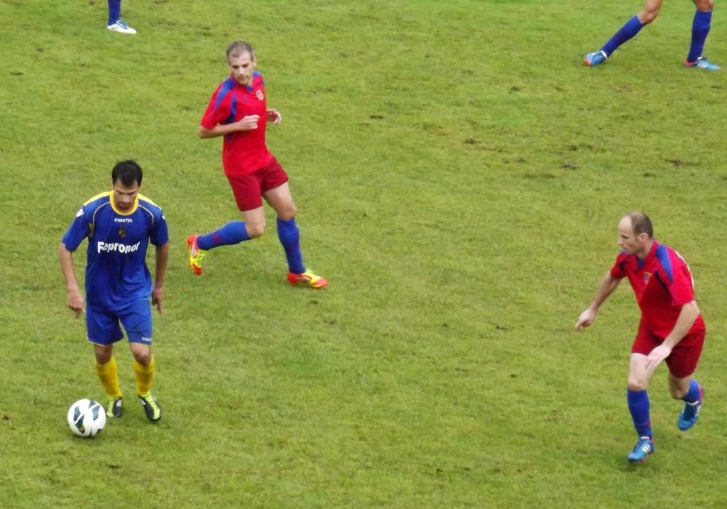 G.D.Bragança triunfa fora de portas