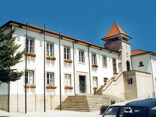 Governo quer encerrar cinco tribunais no distrito