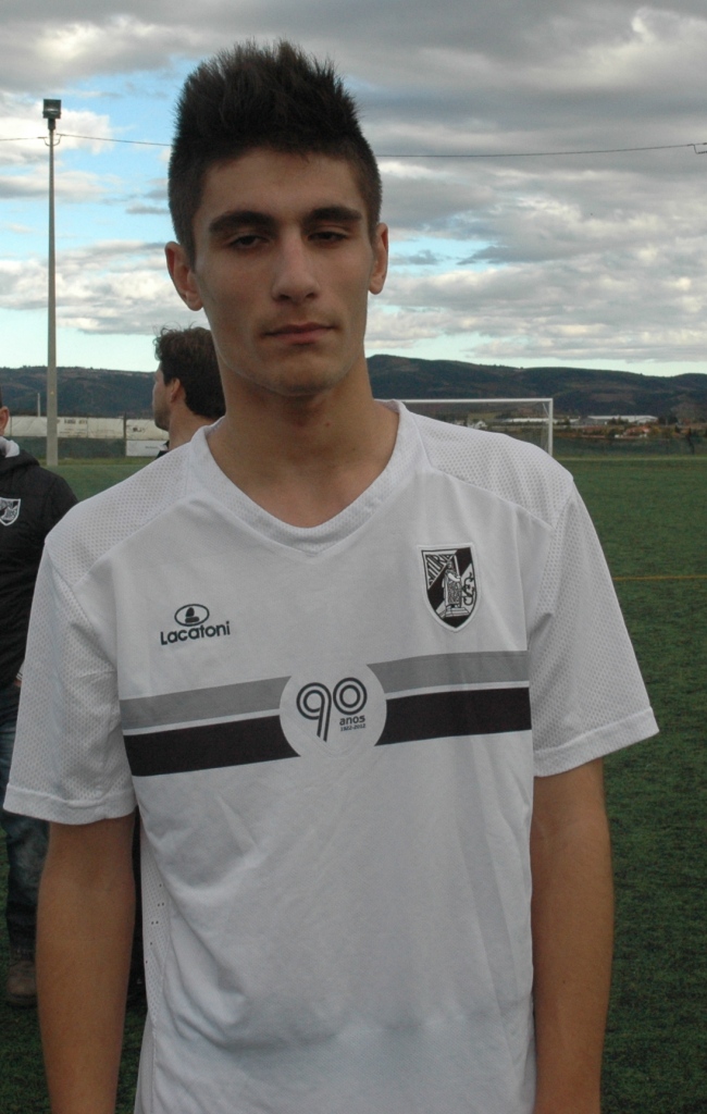 Lisboa marcou ao Bragança sem festejos