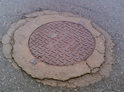 Moradores do Fundo da Veiga indignados por não terem saneamento