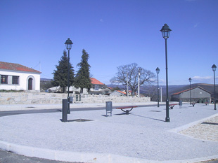 Freguesias divididas a régua e esquadro