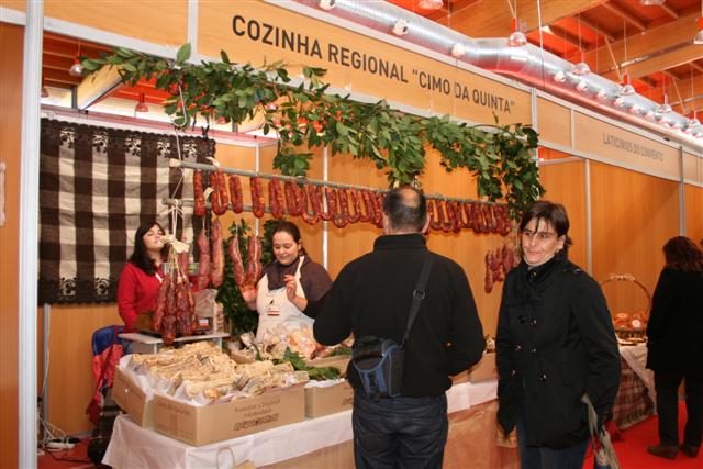 Feira de Artes, Ofícios e Sabores supera expectativas