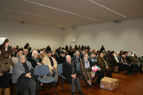 Idosos de Bragança festejam o Natal