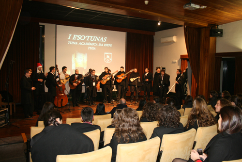 Rauss Tunas ajuda Centro Social de Babe