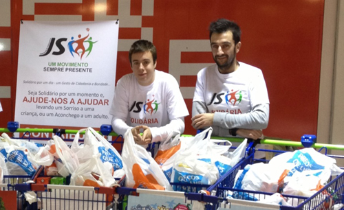 Concelhia da JS de Bragança entrega bens alimentares às IPSS da cidade