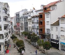 Agressões e insultos na sequência de um furto a loja de roupa de Bragança