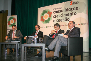 PSD pede ao Governo para concluir túnel do Marão