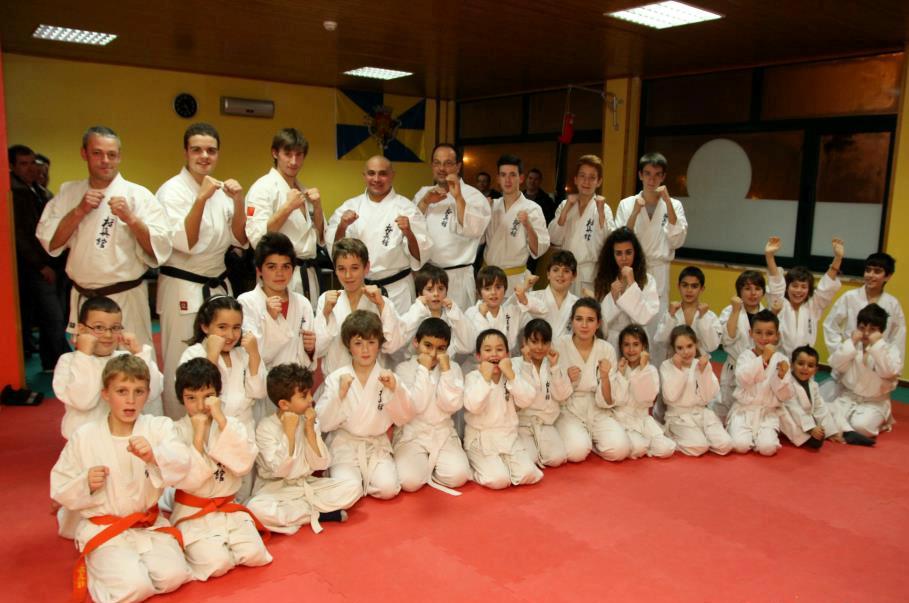 Brigantinos em Espanha no Nacional de Kyokoshin