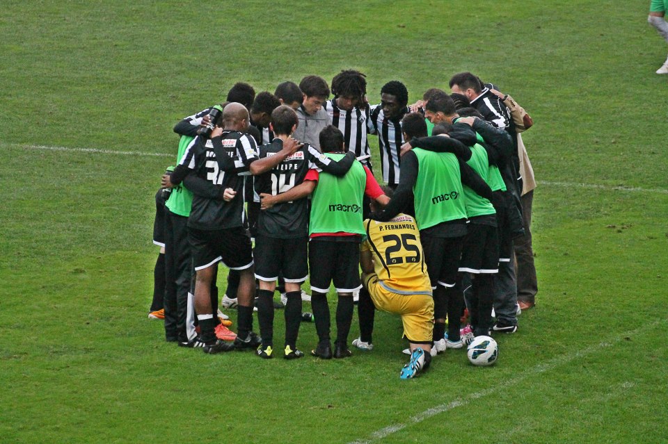 Vítor Maçãs não entra em euforias