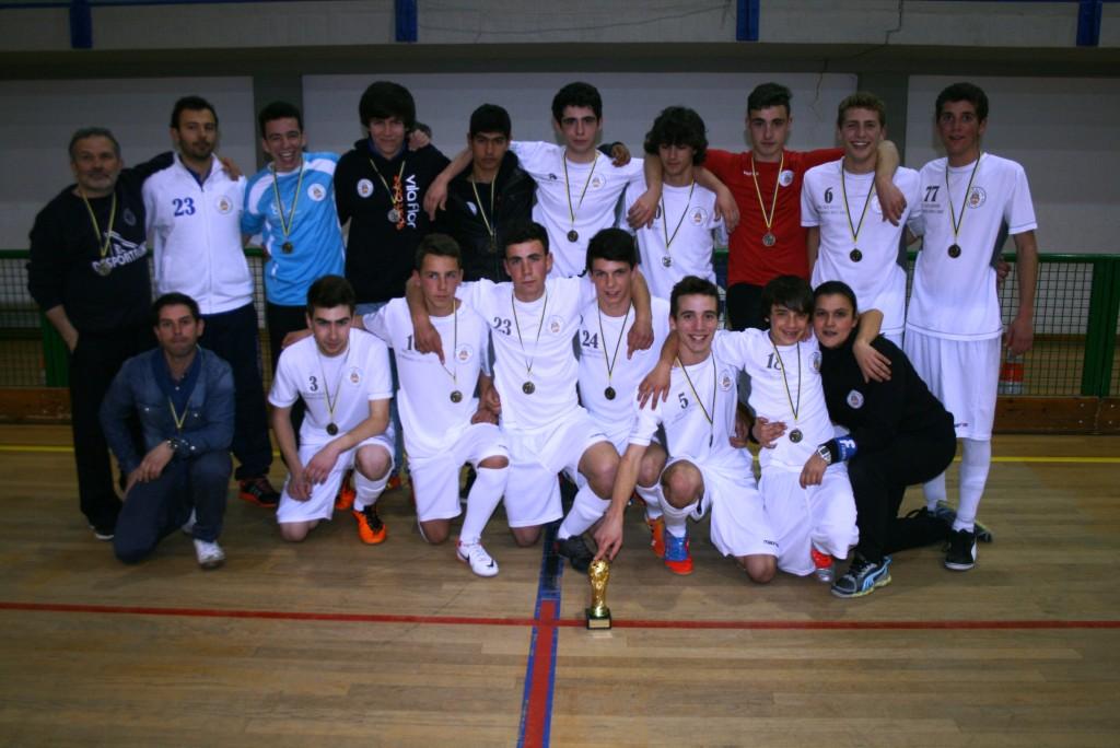 Vila Flor faz dobradinha em juvenis