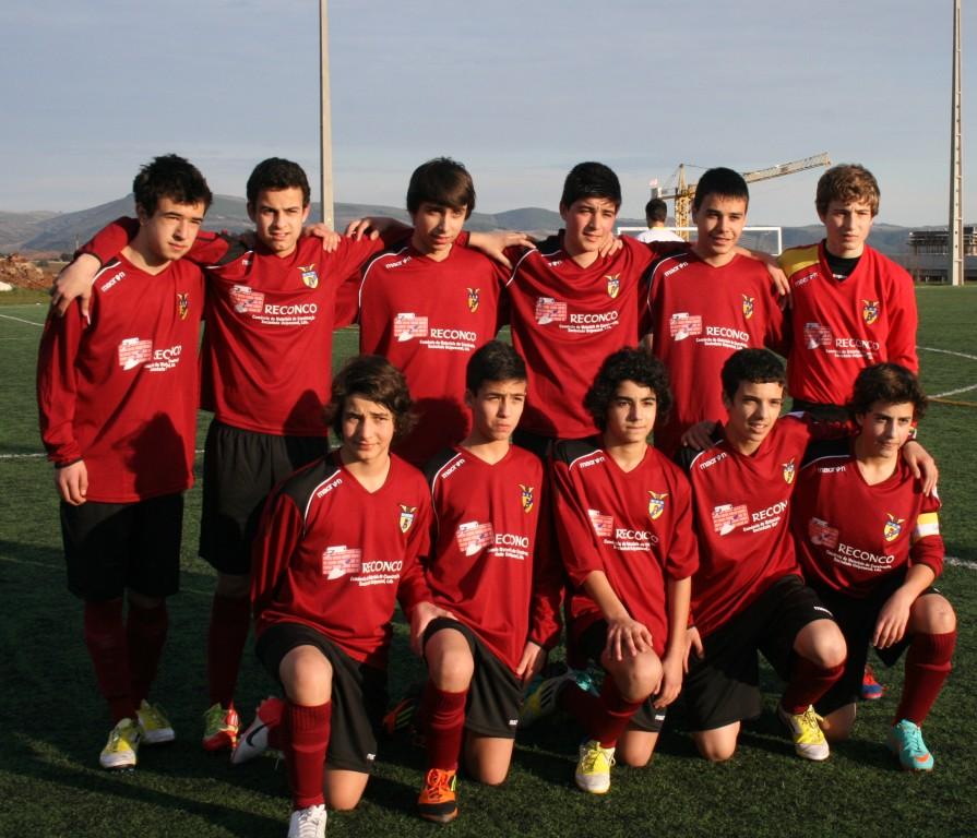 Iniciados do GDB sérios candidatos ao título distrital