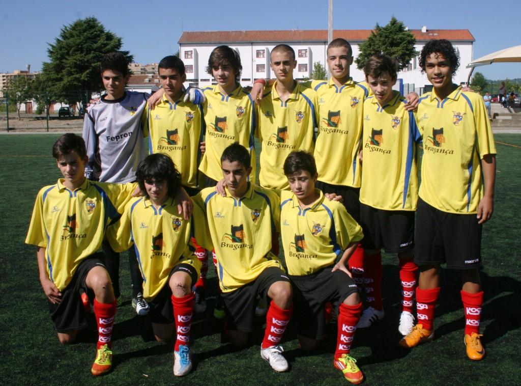 GDB quer manter-se no Nacional de Iniciados