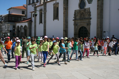 Crianças de Bragança comemoram Dia Mundial da Criança