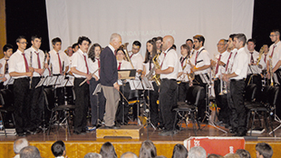 Banda de Carviçais tem novos instrumentos