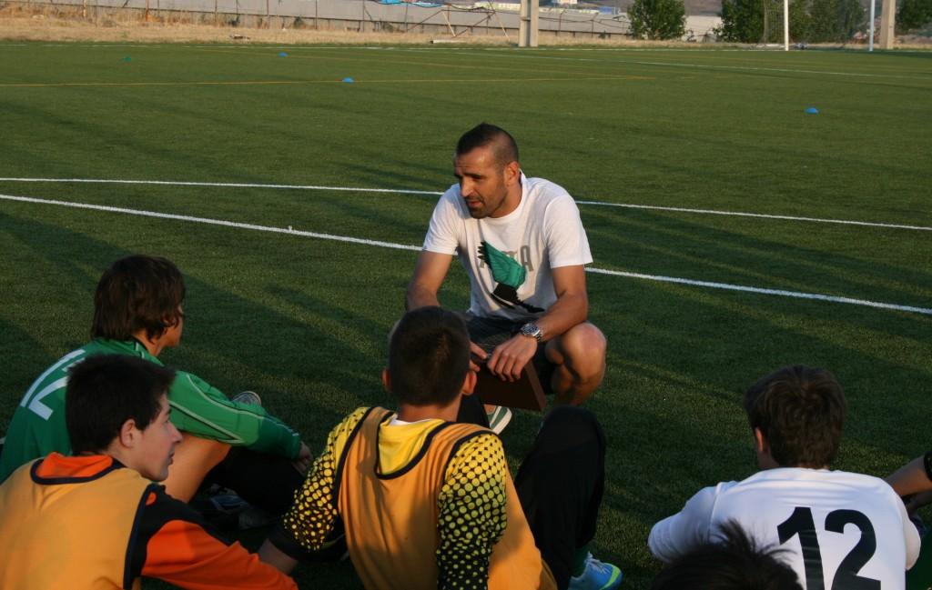 Eduardo encantou os mais pequenos guarda-redes