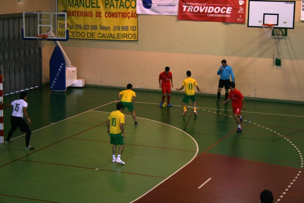 Costinha satisfeito com a evolução do plantel