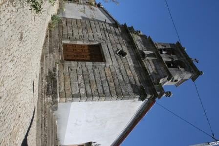 Aldeia reivindica requalificação de igreja