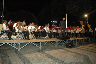 Concerto para angariar fundos