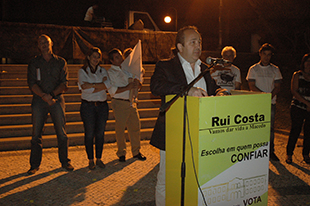 Rui Costa apela ao voto útil