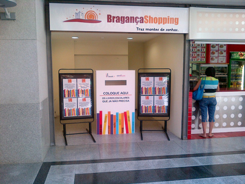 Campanha de recolha de livros no Bragança Shopping