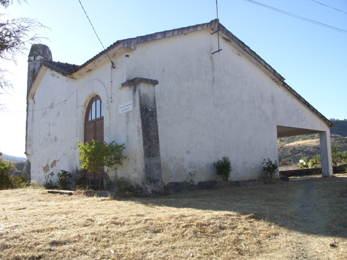 Antiga escola primária de Gimonde vai ser transformada em museu