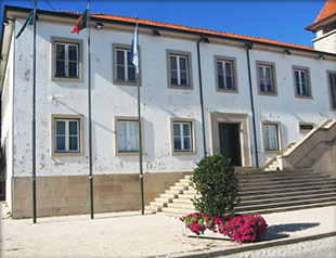 PS e PSD põem deputados à prova