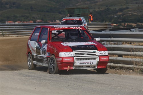 Alfandeguense brilha no automobilismo