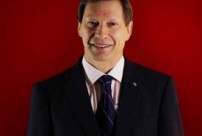 Júlio Meirinhos apresenta equipa na Internet