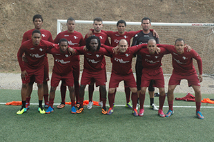 Estudantes garantem passagem aos quartos-de-final