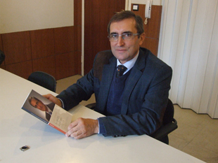 João Luís Teixeira lança hoje novo livro