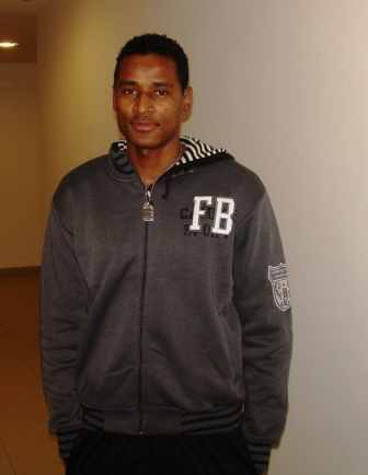 Adriano é jogador do S.C.Mirandela