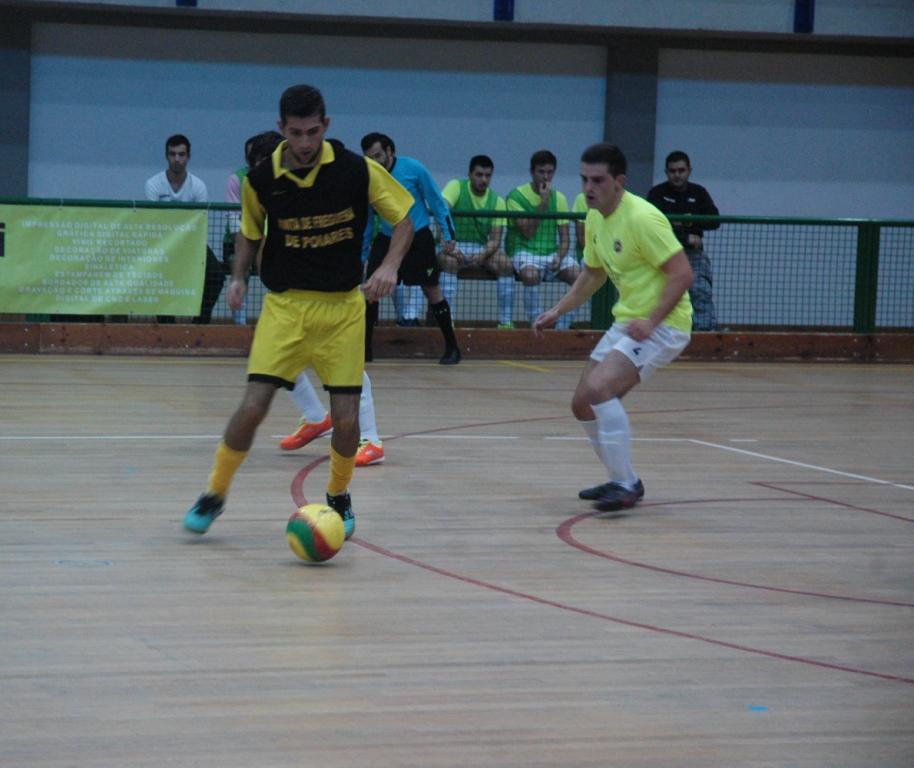 Pioneiros triunfam na jornada inaugural do campeonato