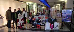 Shopping entrega bens à Cruz Vermelha