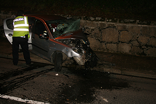 Quatro feridos em acidente