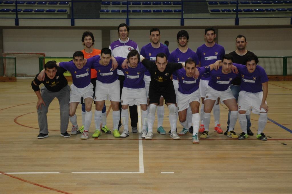 Pioneiros garantem presença na final da Taça Distrital de Futsal