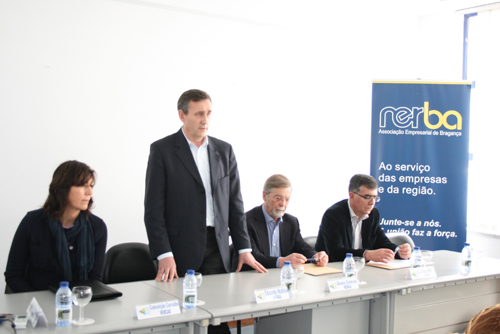 Projecto para internacionalizar empresas do Interior