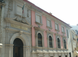 Providência cautelar aceite pelo Tribunal