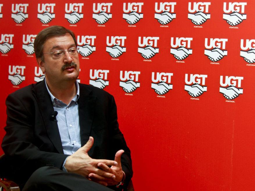 Secretário-geral da UGT afirma que encerramento de serviços tem impacto maior no interior