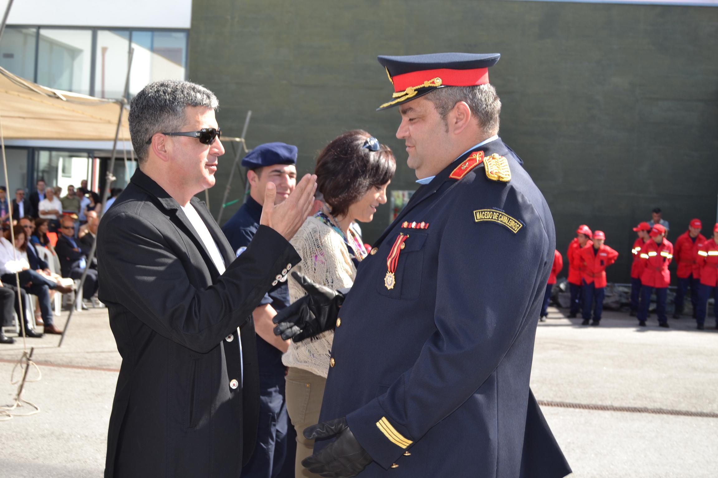 Comandante Joca homenageado pelos Bombeiros de Macedo de Cavaleiros